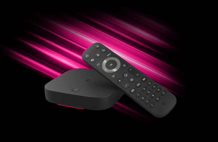 Die Premium TV-Box mit Fernbedienung.