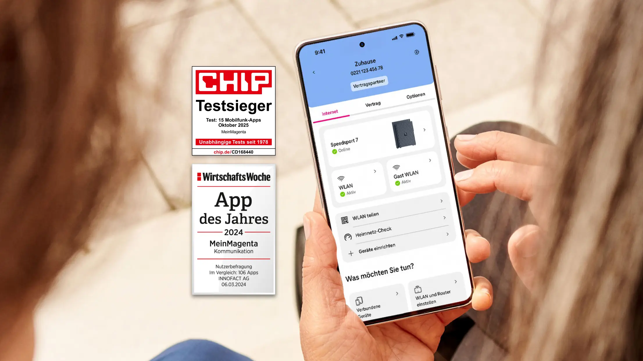MeinMagenta App auf Smartphone zeigt Heimnetz-Infos. Auszeichnungen: Testsieger bei Chip 2025, App des Jahres 2024 bei WirtschaftsWoche Nutzerbefragung.