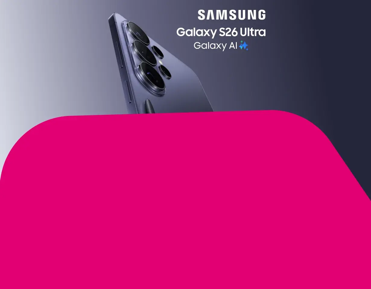 Samsung Galaxy S26 Ultra in Cobalt Violet.