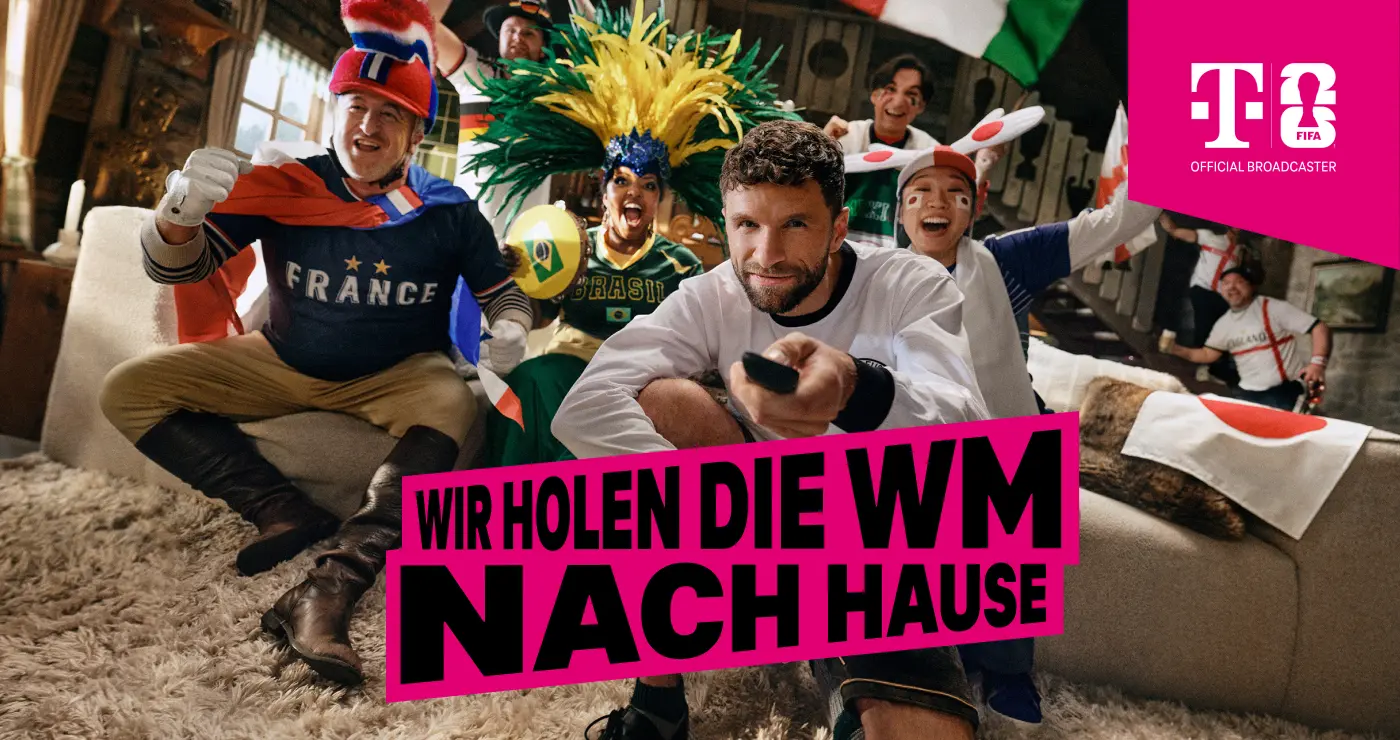 Visual mit Thomas Müller und Fans verschiedener Nationen