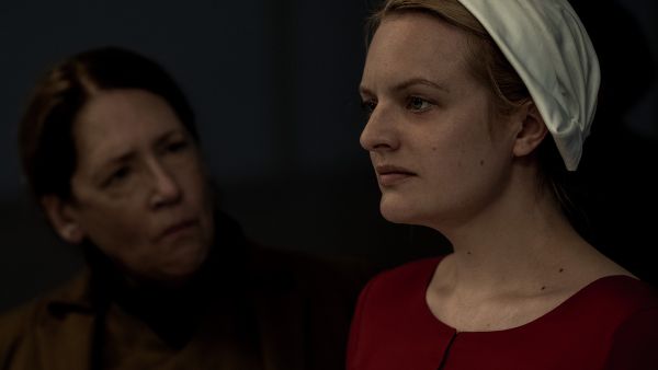 The Handmaid's Tale: June sieht den Tatsachen ins Auge die Tante Lydia ihr mitteilte.